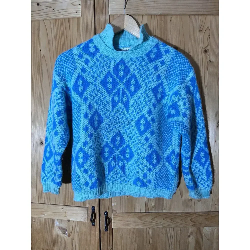 VTG United Colors Of Benetton Blue Abstract Sweater Size S - Picture 1 of 8